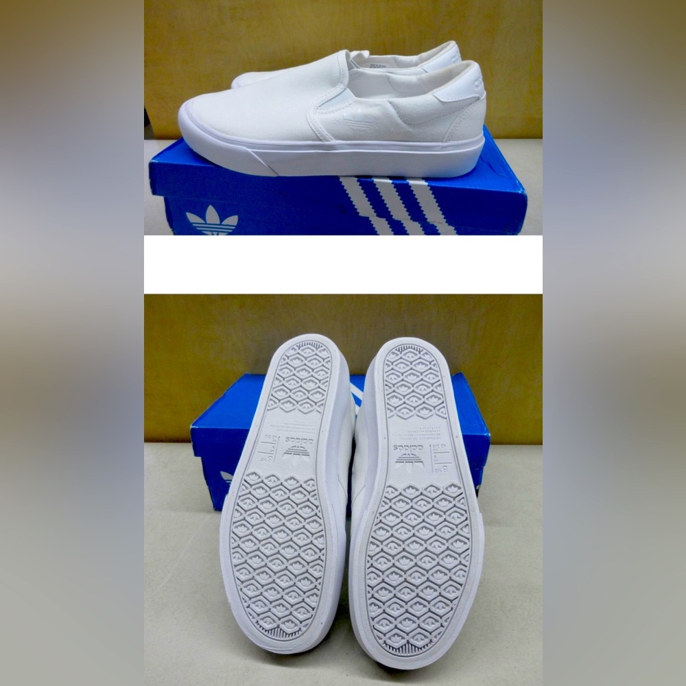 Adidas Slip.  Unisex  Women size 10     or Men size 9